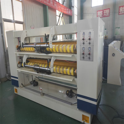 Automatische NC-Kartonschneidemaschine für die Herstellung von doppelschichtiger Wellpappe