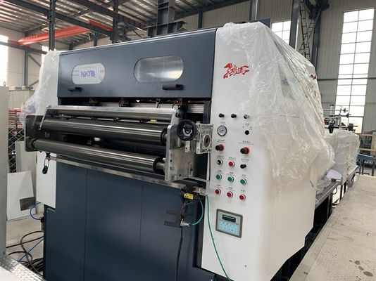 150 Mal/min Produktionskapazität Plastikfolie-Papierschneidemaschine mit Rundschneidemaschine