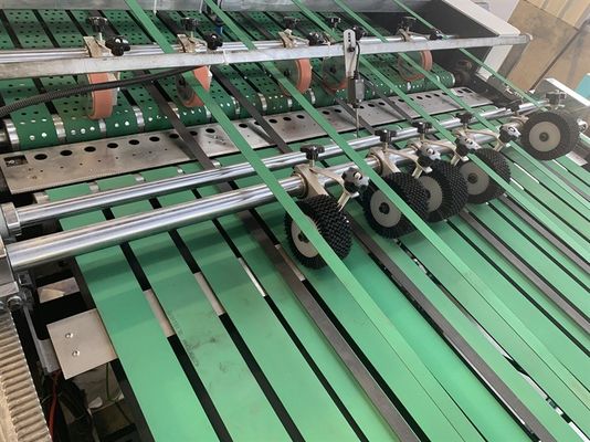 220V Spannung Automatisches Servo Präzision Rotationsmesser Roll To Sheeter Schnitt Offset