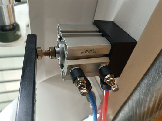 1800mm Funktion Kartonbox Cut Off Maschine für Wellkartonboxen Produktionslinie