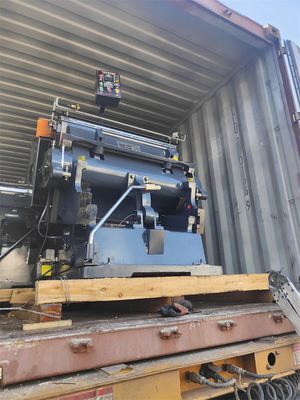 Schnelle Lieferung Semi-Automatische Druckschneidmaschine mit Kunststofffolie