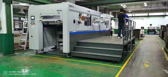 1550 mm Max. Heap Height High-Definition Druck Roll-Die-Schneidemaschine zum Schneiden