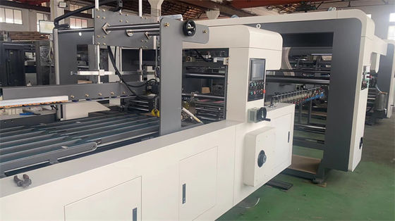 Automatische Wellkartonbox Flexo-Druckmaschine mit automatischem Ordner Gluer gemacht