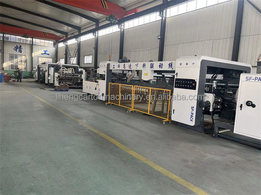 Papierformmaschine 1350x1200x2000mm für die vollautomatische Ffg Kartonbox-Fertigungslinie
