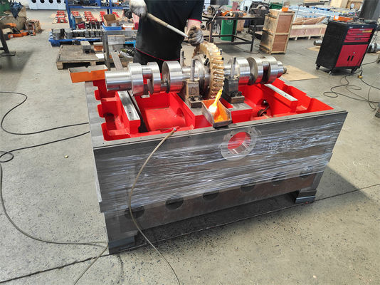 Automatische Druckmaschine zum Drucken von Kartonschichten