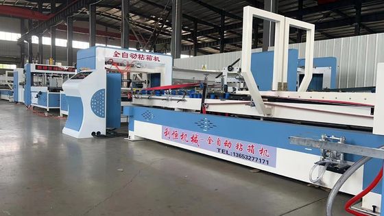 Elektrisch angetriebene, gewölbte Kartonmaschine