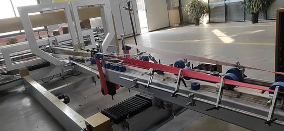 380V Voltage voller automatischer Wellpappe Kartonkartonbox Flexo-Folder-Kleber