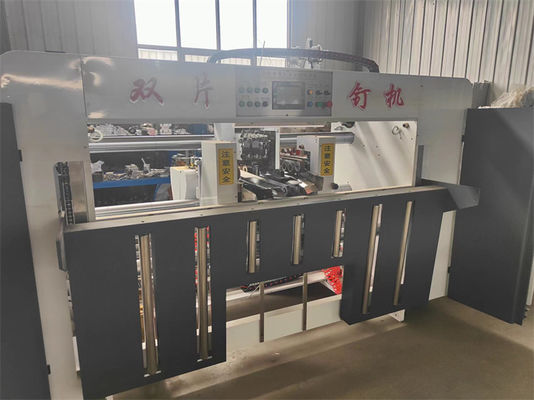 Spannung 380V/50HZ Handbetrieb Doppelstück Halb-Automatische Kartenbrett Box Nähmaschine