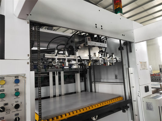 Automatische Flachbett-Wallplatten-Druckschneidmaschine mit hoher Präzision