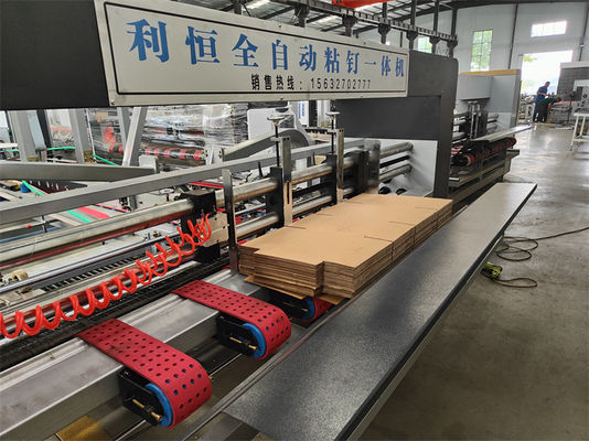 Automatische Getränkekarton-Folder-Klebmaschine zum Nähen und Stapeln von Kartons