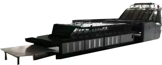 Laminationsmaschine für Walzkarton Halbautomatische industrielle Flötenlaminationsmaschine