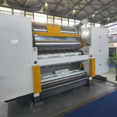 Spannung 380V Doppelgewölbte Karton-Produktionslinie mit Kartonverpackungsmaschine