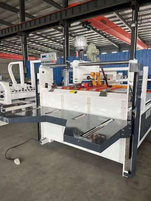 600*300mm Min Abmessungen Karton Ausklappen Automatisches Kleben Box Verpackungsmaschine mit Klebstoff