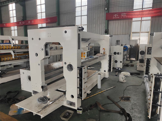 Maschinenreparaturbetriebe Einfachfaserpapier-Wallmaschinen mit 380V/50Hz Spannung