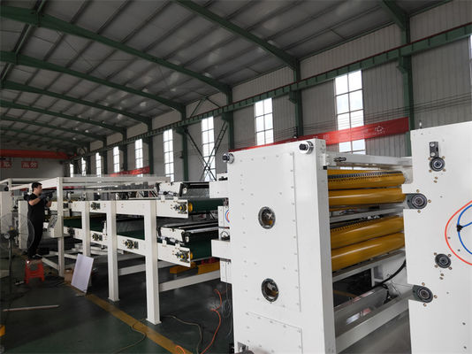 Maschine zur Herstellung von Kartons für die 3/5/7 Ply-Gewürbelte Produktionslinie