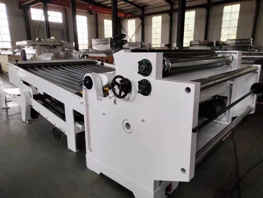 2 Schichten automatische Drehpapier-Roll-zu-Blatt-Schneidmaschine für die Kartonherstellung