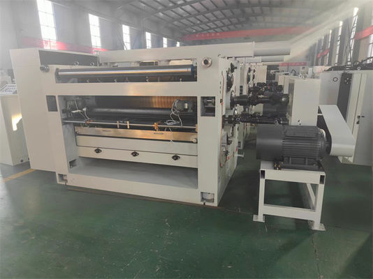 3 5 7 Schichtgewölbtes Karton Produktionslinie mit 12,5 kW Servomotor