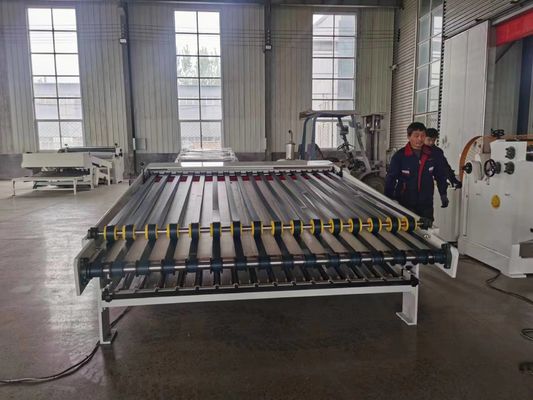 Automatische Blechschneidmaschine zur Papierformung