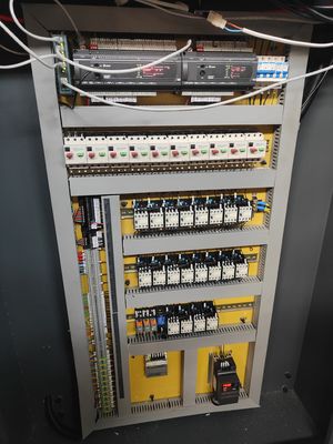 1-6 Farben Flexodruckmaschine für Wellpappe Kartonkartons Garantie