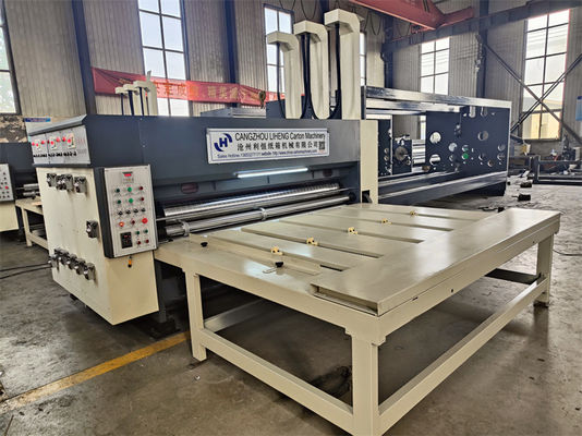 Semi-Auto 3 Farben Flexo-Tinte Druck Slotting sterben Schneidemaschine mit Kettenzufuhr