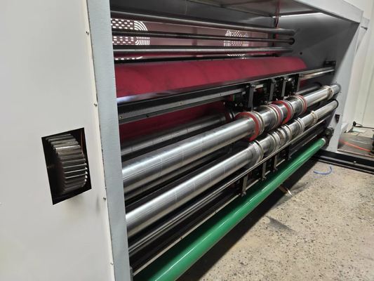 Design automatischer Karton-Box Druck-Slotting-Die-Schneidemaschine mit 380 Spannung
