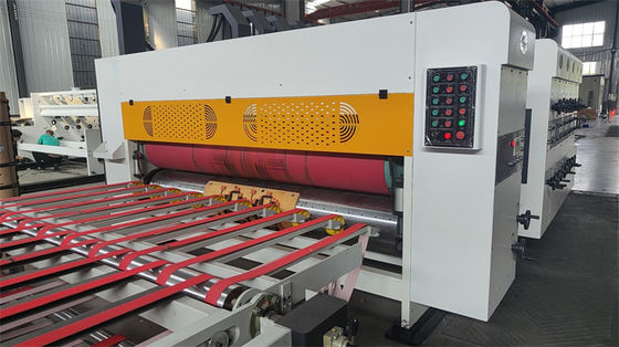 Hochgeschwindigkeits-Flexodruckmaschine mit Papierformung